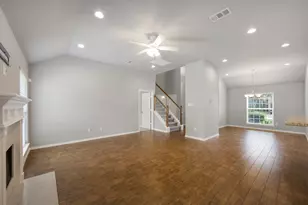 9854 Meadow Bend Ln, Houston, TX 77065 - Photo 14