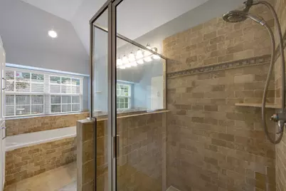 9854 Meadow Bend Lane, Houston, TX 77065 - Photo 22