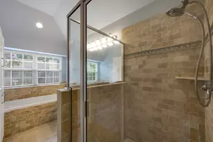 9854 Meadow Bend Ln, Houston, TX 77065 - Photo 22