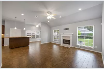 9854 Meadow Bend Lane, Houston, TX 77065 - Photo 16