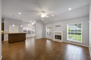 9854 Meadow Bend Ln, Houston, TX 77065 - Photo 16