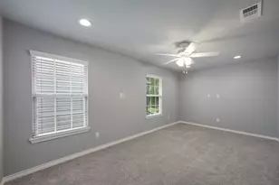 9854 Meadow Bend Ln, Houston, TX 77065 - Photo 32