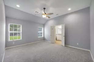 9854 Meadow Bend Ln, Houston, TX 77065 - Photo 18
