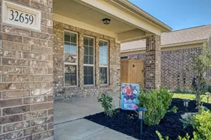 32659 Timber Point Dr, Brookshire, TX 77423 - Photo 2