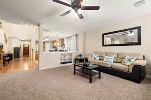 10230 E Summit Canyon Dr, Houston, TX 77095 - Photo 8