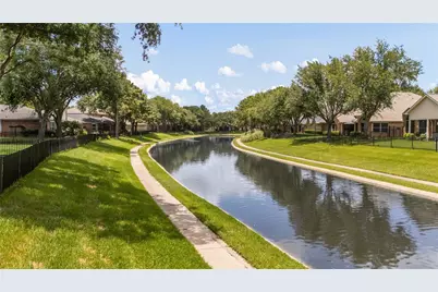 10230 E Summit Canyon Drive, Houston, TX 77095 - Photo 32