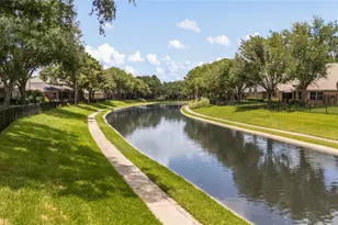 10230 E Summit Canyon Dr, Houston, TX 77095 - Photo 32