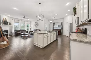 2223 Tonkawa Trl, Katy, TX 77493 - Photo 4