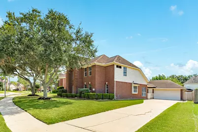 3206 Braesview Drive, Pearland, TX 77584 - Photo 2