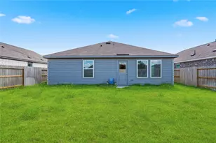9323 Speckled Trout Dr, Baytown, TX 77521 - Photo 22
