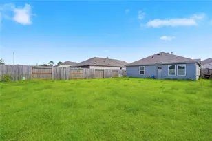 9323 Speckled Trout Dr, Baytown, TX 77521 - Photo 26