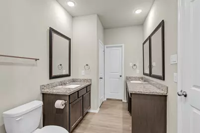 910 Cherokee Drive, Montgomery, TX 77316 - Photo 16