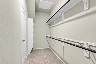 910 Cherokee Dr, Montgomery, TX 77316 - Photo 18
