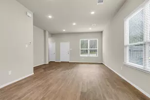 910 Cherokee Dr, Montgomery, TX 77316 - Photo 8