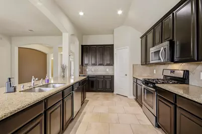 24142 Auburn Woods Court, Porter, TX 77365 - Photo 6