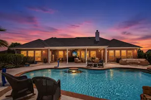143 Lago Circle Dr N, Santa Fe, TX 77517 - Photo 2