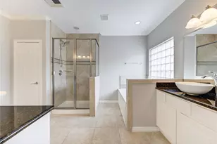 11623 Royal Oaks Crossing, Houston, TX 77082 - Photo 10