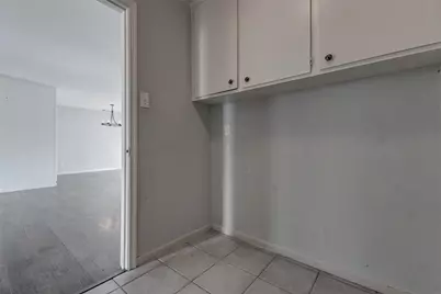 12710 Westleigh Drive, Houston, TX 77077 - Photo 16