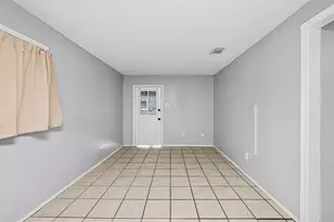 9629 Sunnywood Dr, Houston, TX 77038 - Photo 6