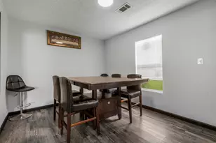 541 Trails End Dr, Cleveland, TX 77328 - Photo 6