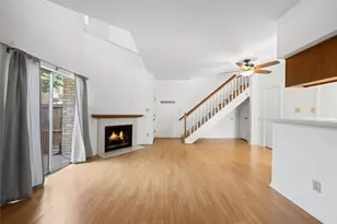 7575 Cambridge St, Houston, TX 77054 - Photo 16