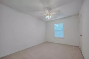 34 S Willow Point Cir, The Woodlands, TX 77382 - Photo 22