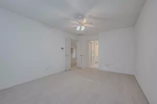 34 S Willow Point Cir, The Woodlands, TX 77382 - Photo 38