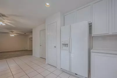 34 S Willow Point Circle, The Woodlands, TX 77382 - Photo 18