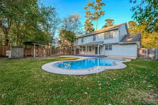 34 S Willow Point Cir, The Woodlands, TX 77382 - Photo 2