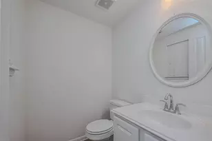 34 S Willow Point Cir, The Woodlands, TX 77382 - Photo 20