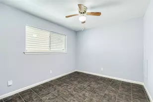 10209 Schaper Rd, Galveston, TX 77554 - Photo 26