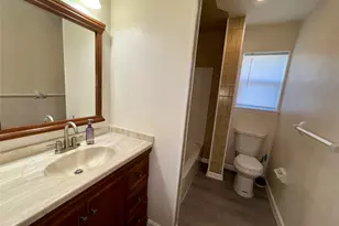11402 Concho St, Houston, TX 77072 - Photo 14