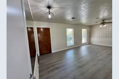 11402 Concho Street, Houston, TX 77072 - Photo 4