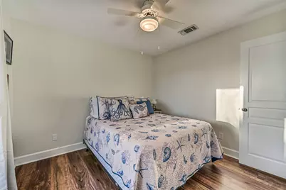 13414 Binnacle Way, Galveston, TX 77554 - Photo 32