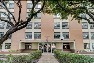 7520 Hornwood Dr, Houston, TX 77036 - Photo 1