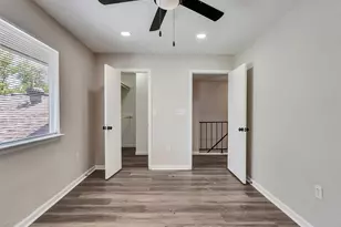 5636 Birchmont Dr, Houston, TX 77091 - Photo 6