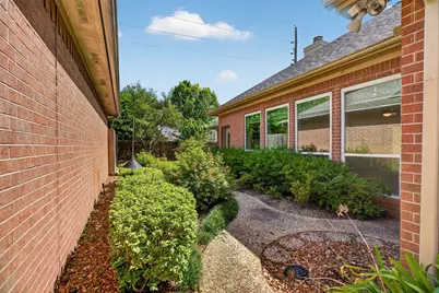 13911 Carriage Walk Lane, Houston, TX 77077 - Photo 38
