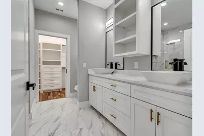 235 Hahlo Street, Houston, TX 77020 - Photo 10
