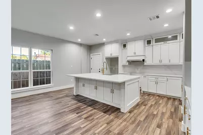 235 Hahlo Street, Houston, TX 77020 - Photo 2