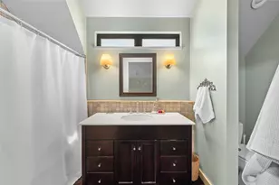 831 Cortlandt St, Houston, TX 77007 - Photo 32