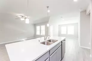 7214 Toluca Dr, Rosharon, TX 77583 - Photo 14
