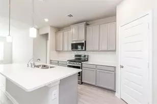 7214 Toluca Dr, Rosharon, TX 77583 - Photo 12