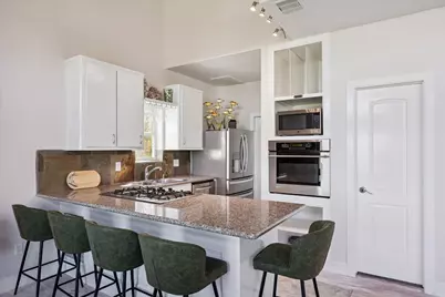 2015 Crescent Drive, La Porte, TX 77571 - Photo 8