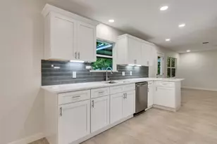 10315 Winding Trail Rd, La Porte, TX 77571 - Photo 10
