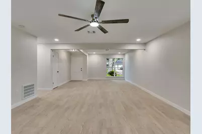 10315 Winding Trail Road, La Porte, TX 77571 - Photo 6