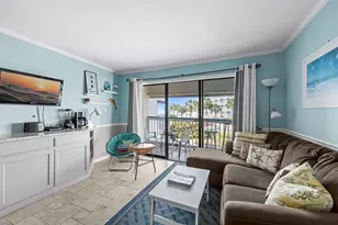 6102 Seawall Blvd, Galveston, TX 77551 - Photo 4