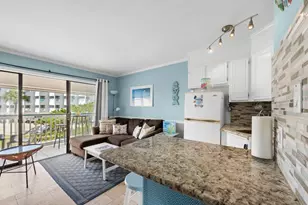 6102 Seawall Blvd, Galveston, TX 77551 - Photo 10
