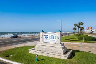 6102 Seawall Blvd, Galveston, TX 77551 - Photo 32