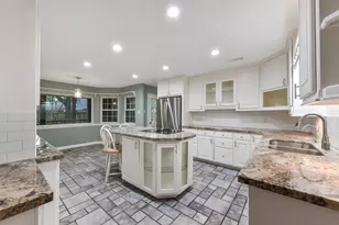 302 Hickory Ridge Dr, El Lago, TX 77586 - Photo 10