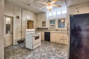 158 E Colorado, La Grange, TX 78945 - Photo 16